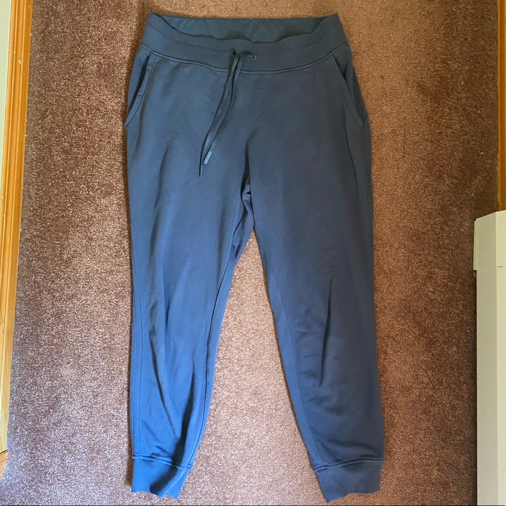 Lululemon Warm Down Jogger Code Blue Size 12 - image 2